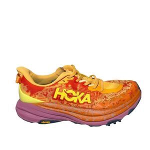 Hoka men’s speedgoat 6 wide Orange and Yellow Sneakers size 8.5 2E